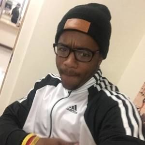 Meet your Posher, Romello