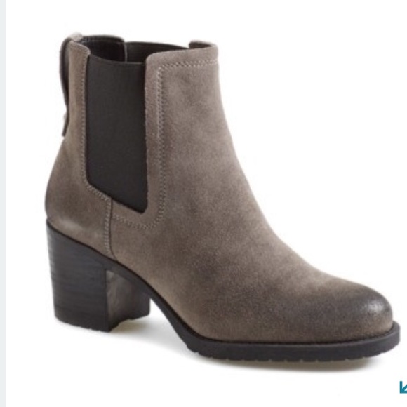 Sam Edelman Hanley Suede Chelsea Bootie