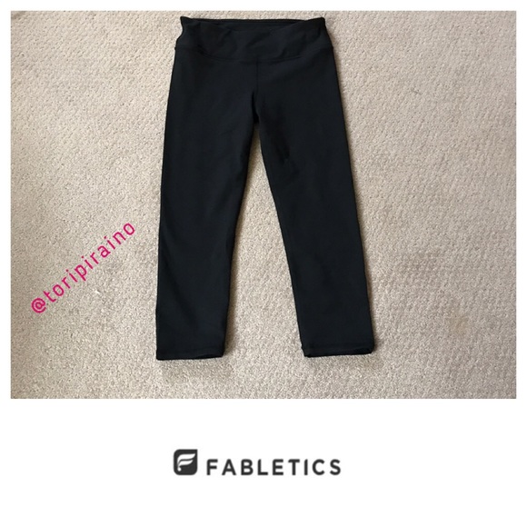 NWOT! Fabletics black work out pants!