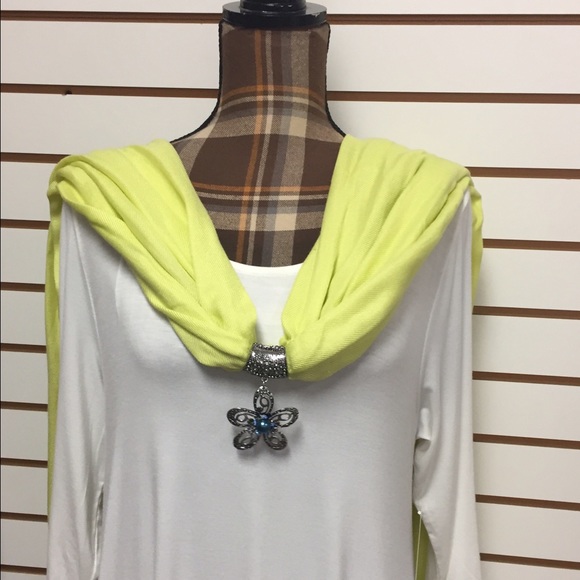 Fashionista Pendant Scarf