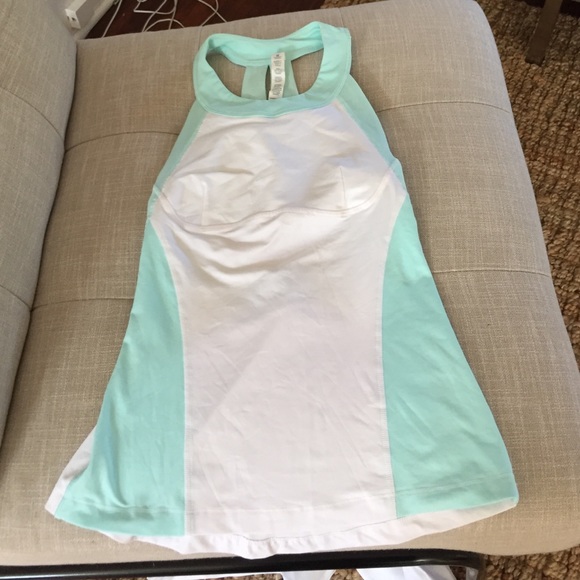 Lululemon tank top