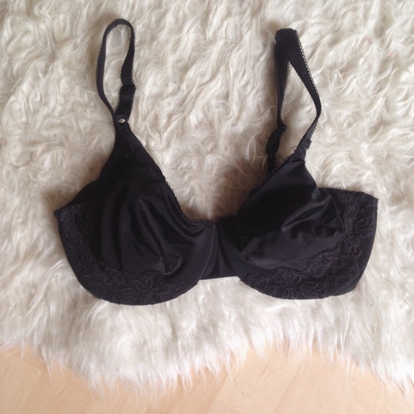 full coverage black bra, gone 5/5, make an OFFER!