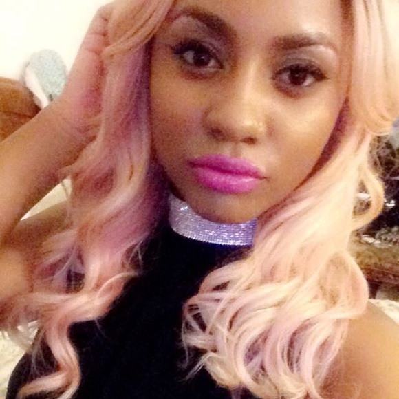 Meet your Posher, Robin