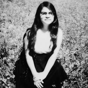 Meet your Posher, Carolina