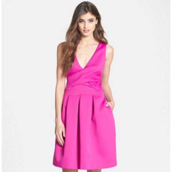 Halston Heritage Fuchsia Satin w/ Pockets Sz 4