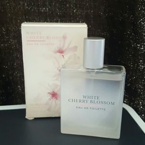 White Cherry Blossom Perfume