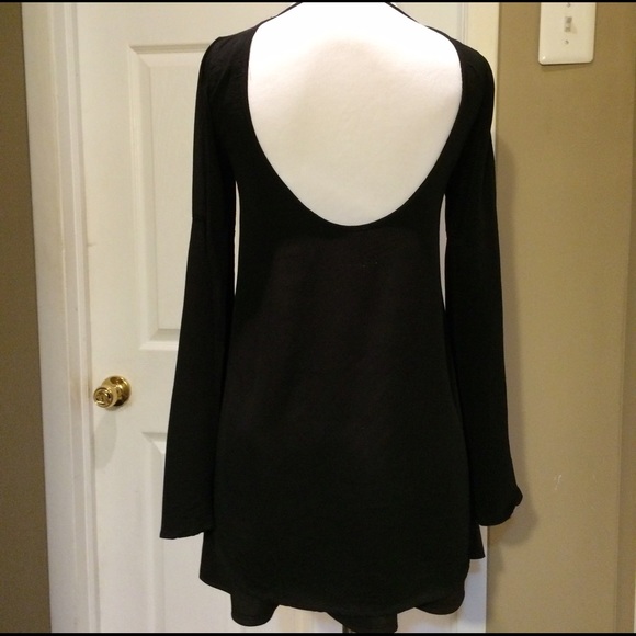 Beautiful embroidered shirt. Purchased from UO - Picture 4 of 4