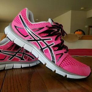 Women's Asics Running Shoes