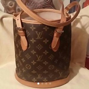 Louis Vuitton monogram bucket pm
