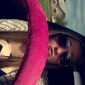 Meet your Posher, Lisa