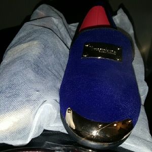 Billionnaire m'en shoes