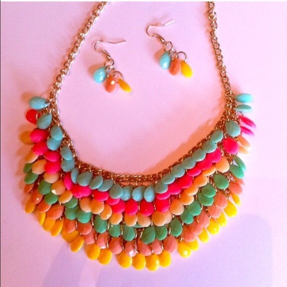 Pastel 6 layers statement necklace/ earring set