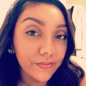 Meet your Posher, Monica