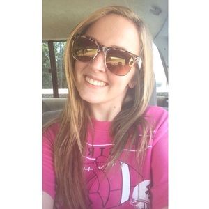 Meet your Posher, Madison