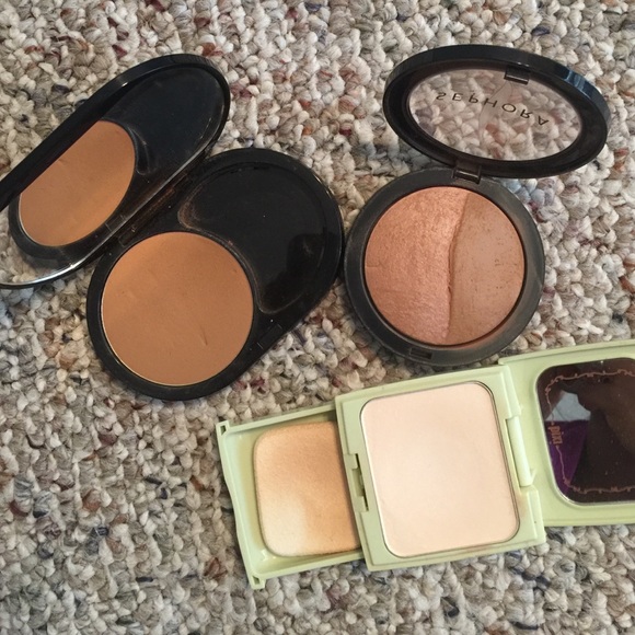 Makeup - Picture 2 of 3