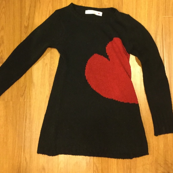 [SOLD] Heart-front sweater dress