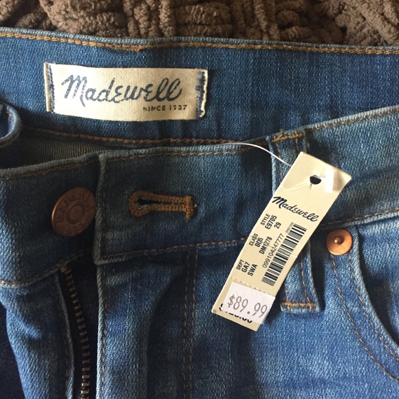 Madewell jeans. Sz 28- US 8. Never worn. - Picture 3 of 4