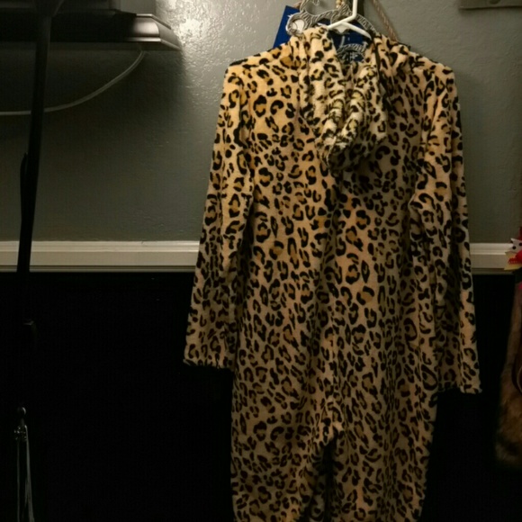 Pjays - Picture 3 of 4