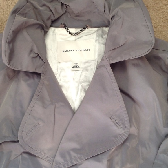 🚫SOLD 🚫 Banana Republic fall/rain coat 🌦🌧 - Picture 2 of 4