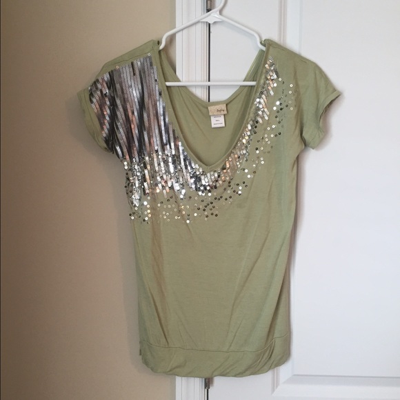 Daytrip Seafoam Green Sequin t-shirt