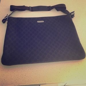 Gucci Messenger