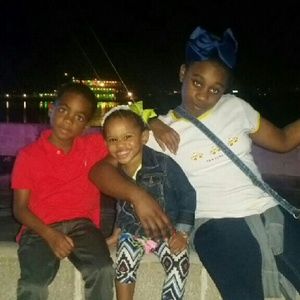 Meet your Posher, Ava