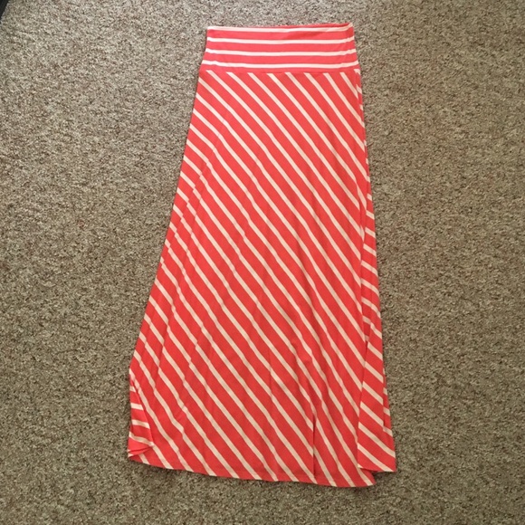Maxi skirt