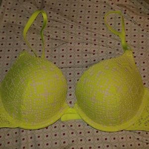 New Victoria secret bra 36b