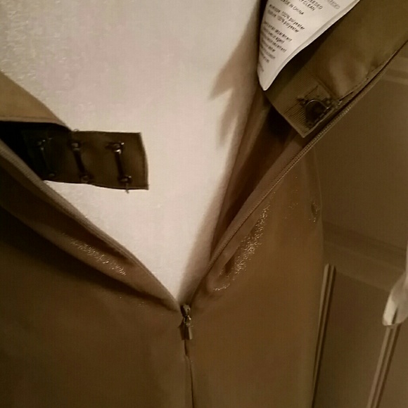 David's bridal strapless maxi Sz 4 - Picture 4 of 4