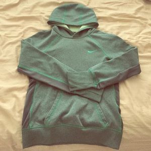 Nike Therma-Fit Hoodie