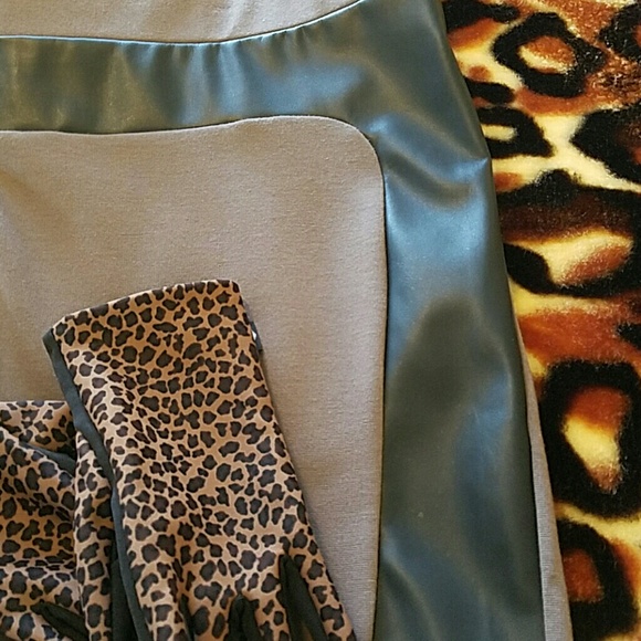 Mossimo Stretch Skirt