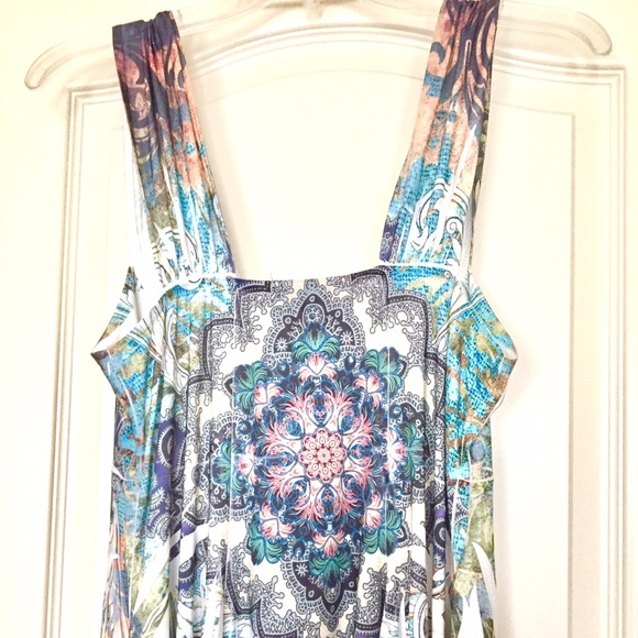 Embellished jewels make this top stand out! - Picture 1 of 3
