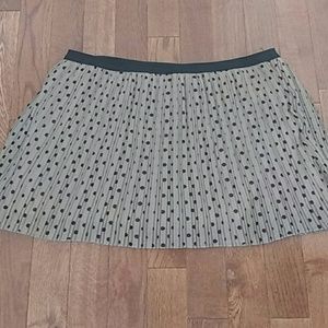 Pleated crepe skirt