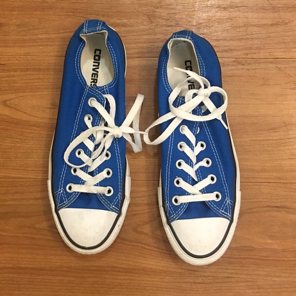 Colbalt/Royal Blue Converse!