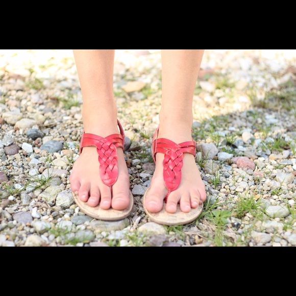 🌸CLEARANCE!!!🌸 Merona Size 8 Red Sandal