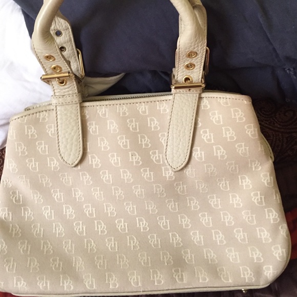 Dooney and bourke handbag