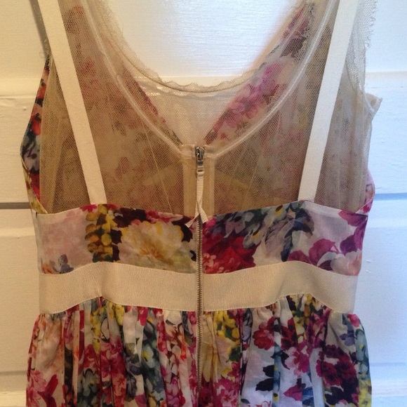 D&G dress - Picture 4 of 4