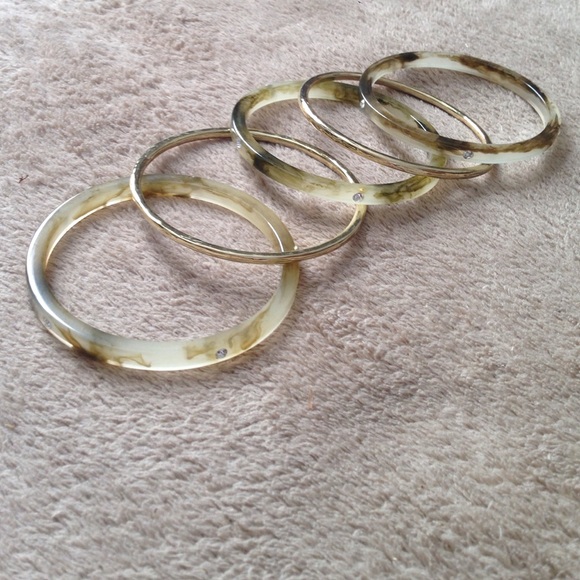 5 gold bangles - Picture 1 of 2