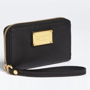 Marc Jacobs iPhone 6 Black Wristlet NEW W/Tag