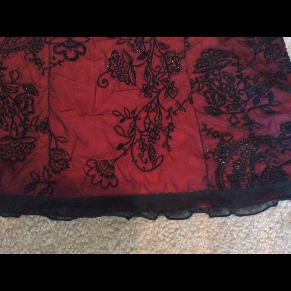 Top - Picture 2 of 2