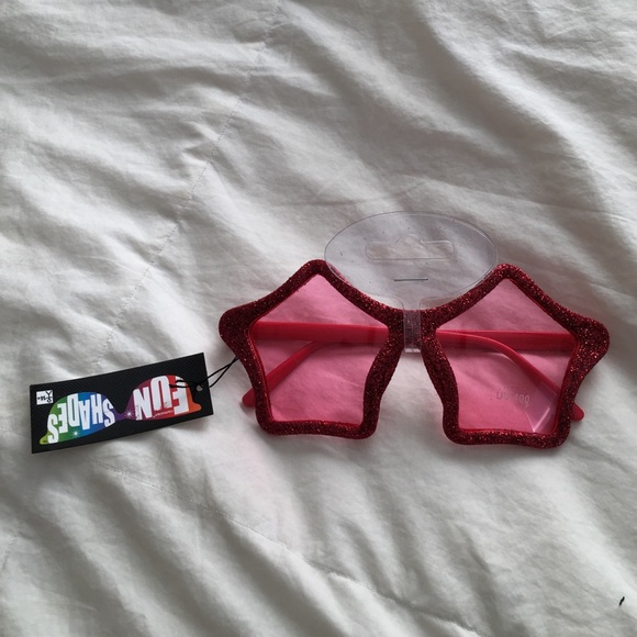 Red glitter star glasses
