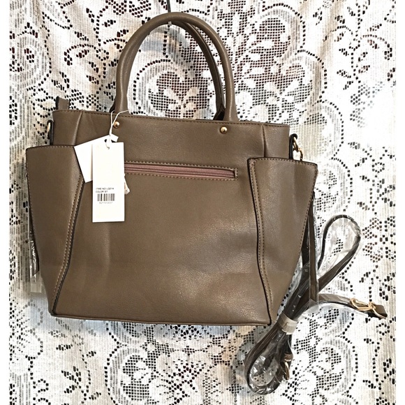 Boutique Bags - Stunning Tote Bag Large Brown with Shoulder Strap Boutique Bags - Stunning Tote Bag Large Brown with Shoulder Strap