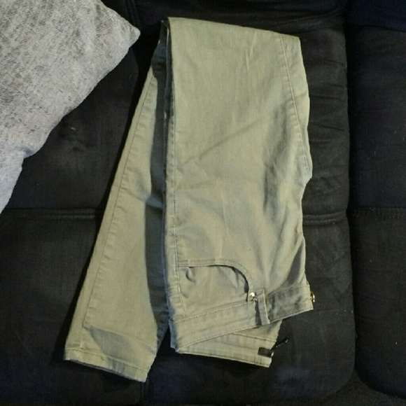 H&M army/olive green skinny jeans