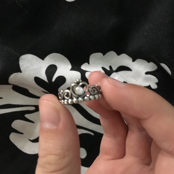 PANDORA PRINCESS RING - Picture 2 of 4