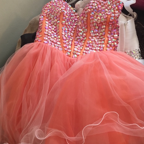 homecoming dress - Picture 3 of 3