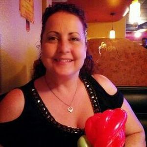 Meet your Posher, Crystal