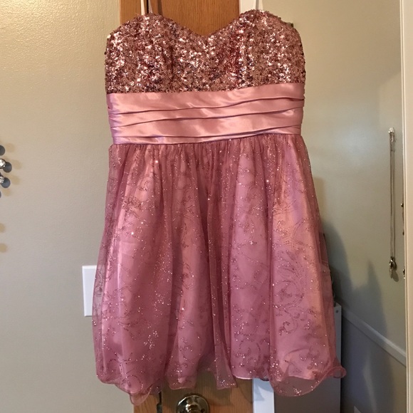champagne pink homecoming dresses Blush Pink Sparkly Prom Dresses Strapless Beaded Lace Formal Dress