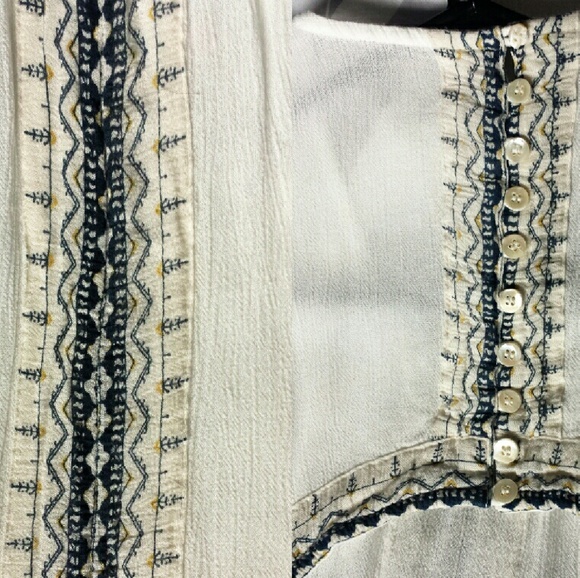 Cut Out Maxi Dress - Picture 3 of 3