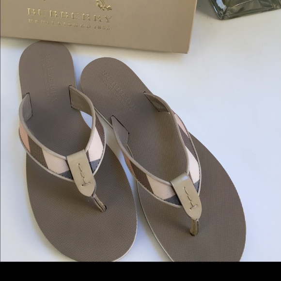 Burberry Shoes - Never worn Burberry flip flops