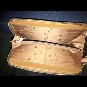 Authentic Kenneth Cole Wallet